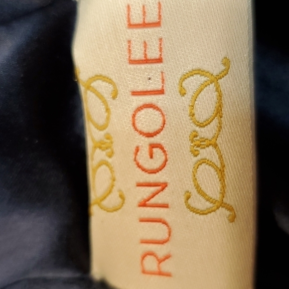 Vintage Rungolee sheer navy top w chain in neckline Size small - Picture 6 of 10